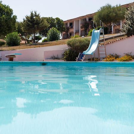 Appartamento Trilocale Vista Piscina Baja Cerdeña Exterior foto
