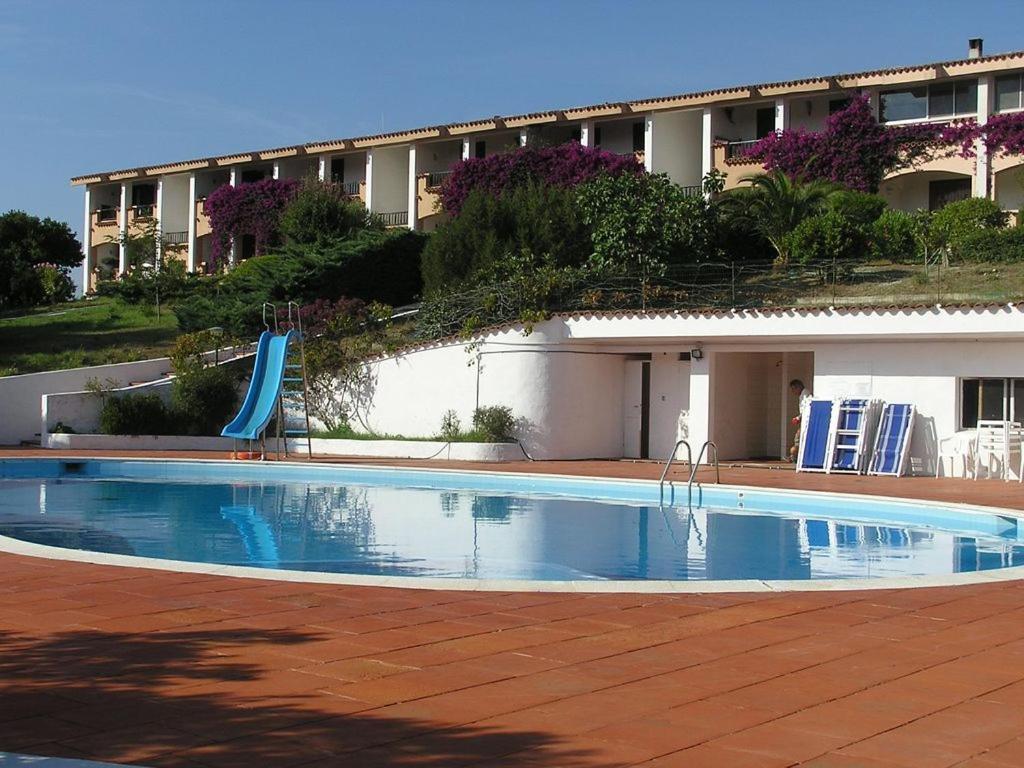 Appartamento Trilocale Vista Piscina Baja Cerdeña Exterior foto